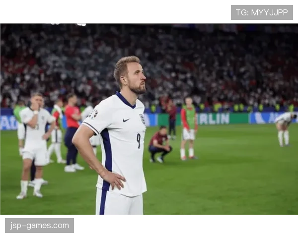 哈里·凯恩生涯关键节点解析：从替补到英超射手王