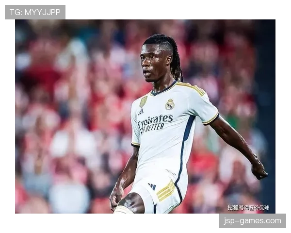 卡马文加与巴雷拉后腰位置覆盖区域及活动效率对比 卡马文加与巴雷拉后腰位置覆盖区域及活动效率对比